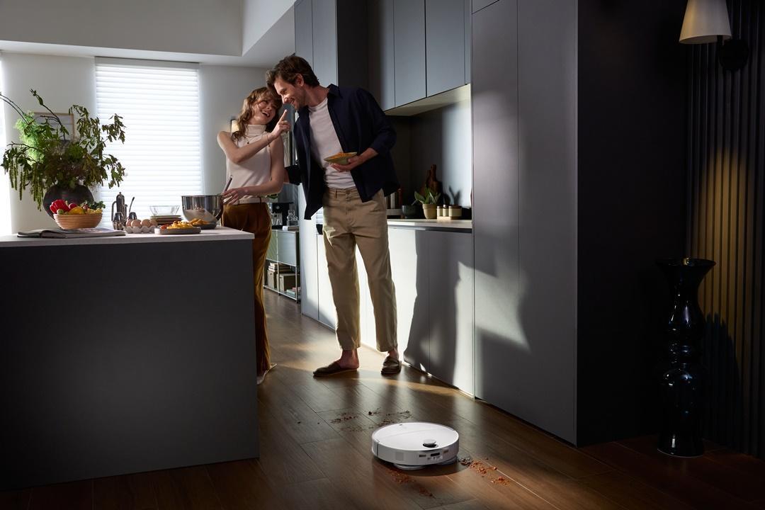 Người bận rộn nên sử dụng robot hút bụi nào để tiết kiệm nhiều thời gian? 15 Nguoi ban ron nen su dung robot hut bui nao de tiet kiem nhieu thoi gian 3