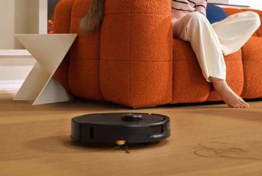 Robot hút bụi Roborock nào dễ sử dụng cho người lớn tuổi?